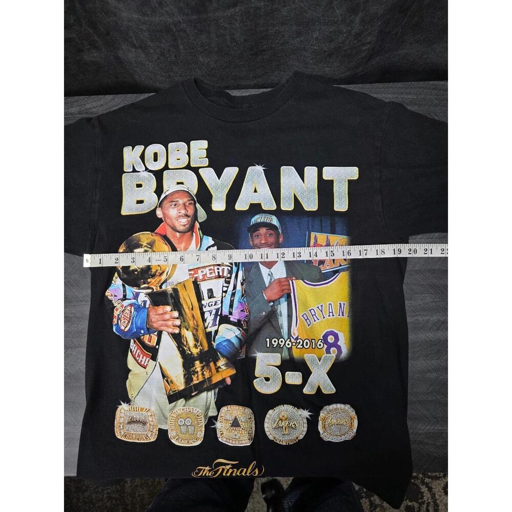 Kobe Bryant 5 Ring Retro Graphic Tee The Finals The Collection